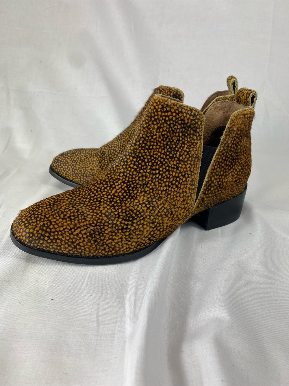 Seychelles “Cheetah” Speckled Orange Black Leather Heeled Ankle Boots Booties